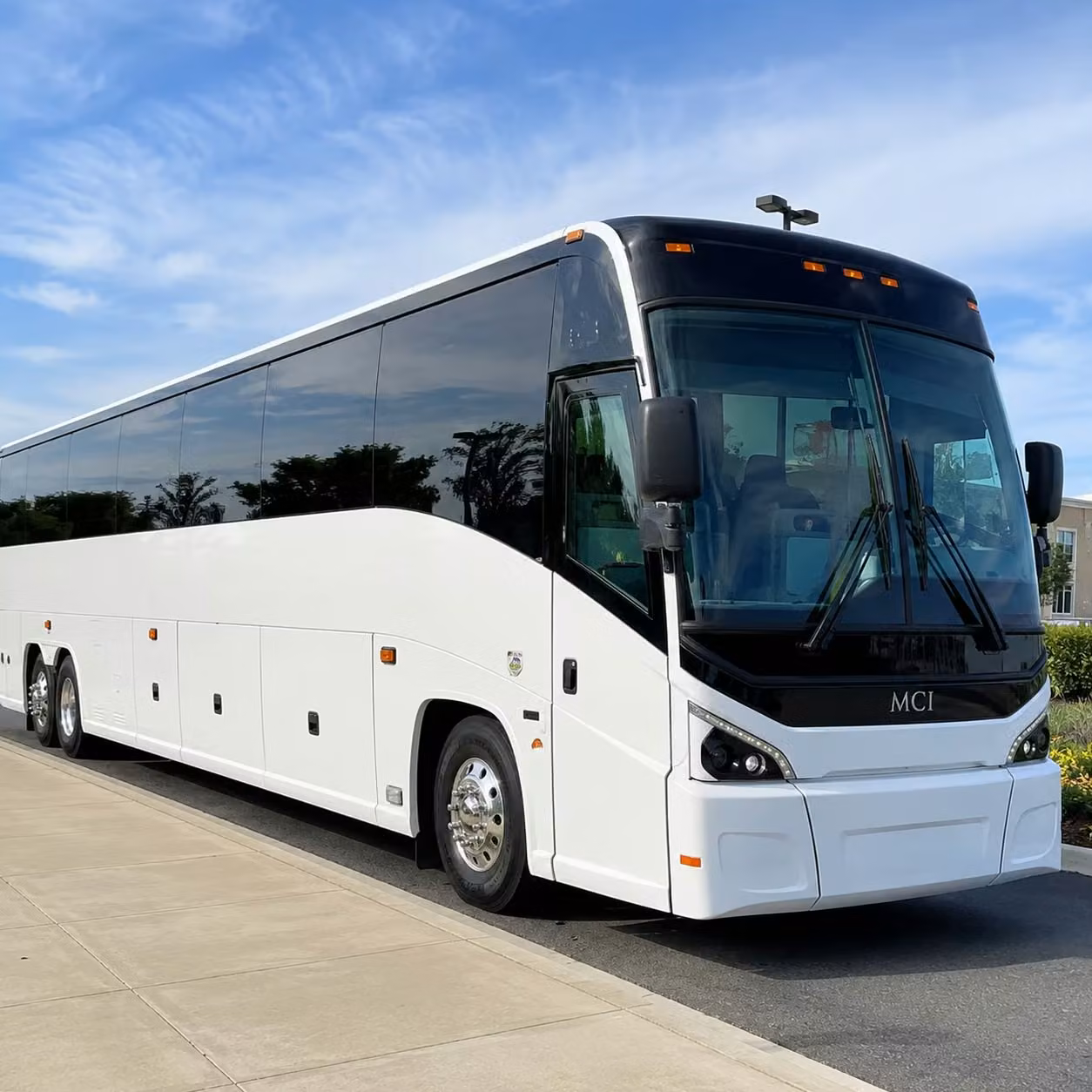 employee shuttle bus services for ypsilanti businesses and corporate campuses