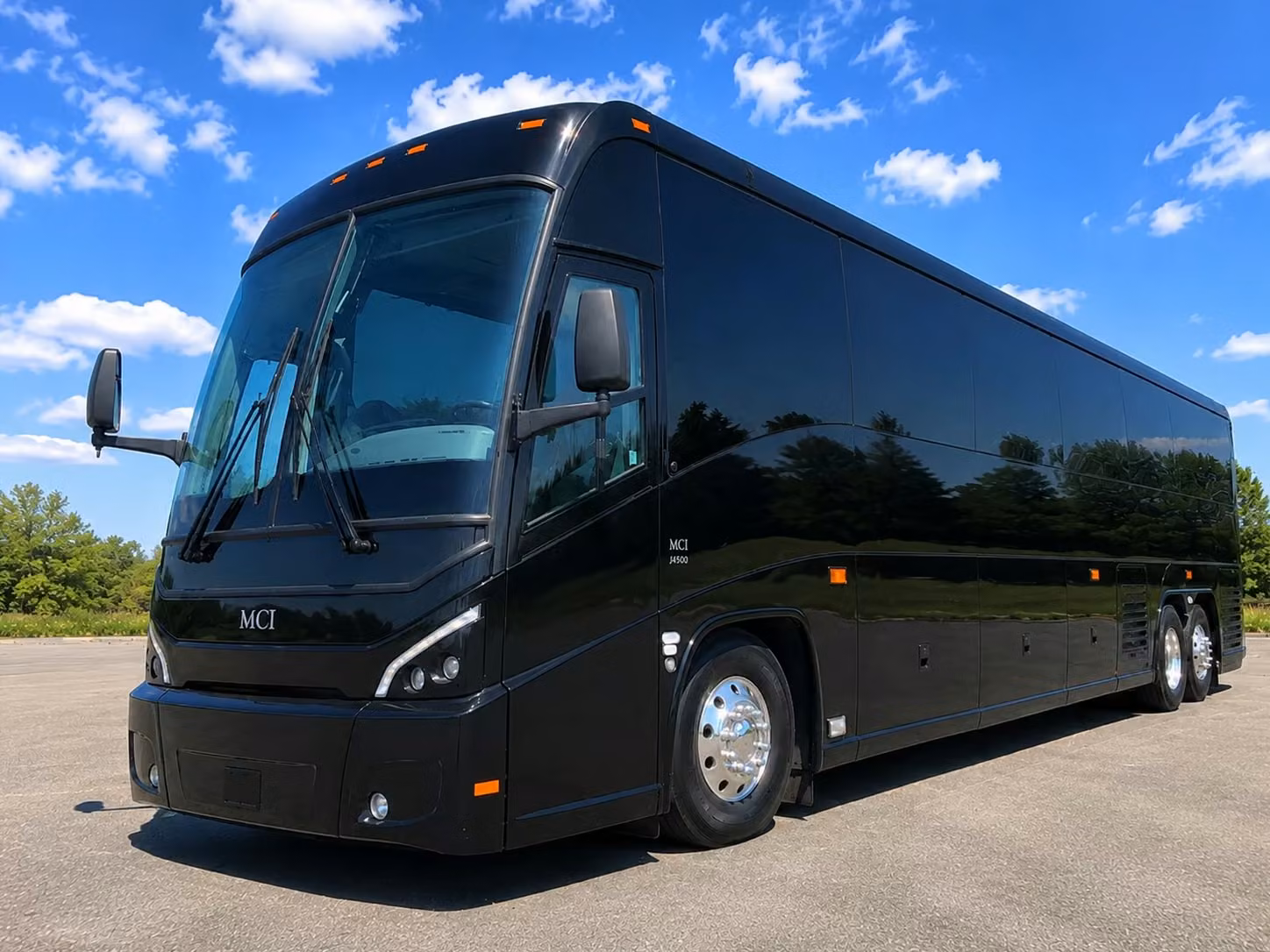 minibus rentals for smaller ypsilanti prom groups who want to ride together