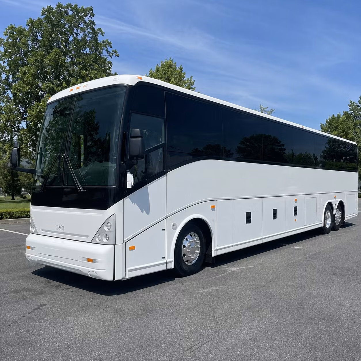 willow run airport group transportation right in ypsilanti s backyard