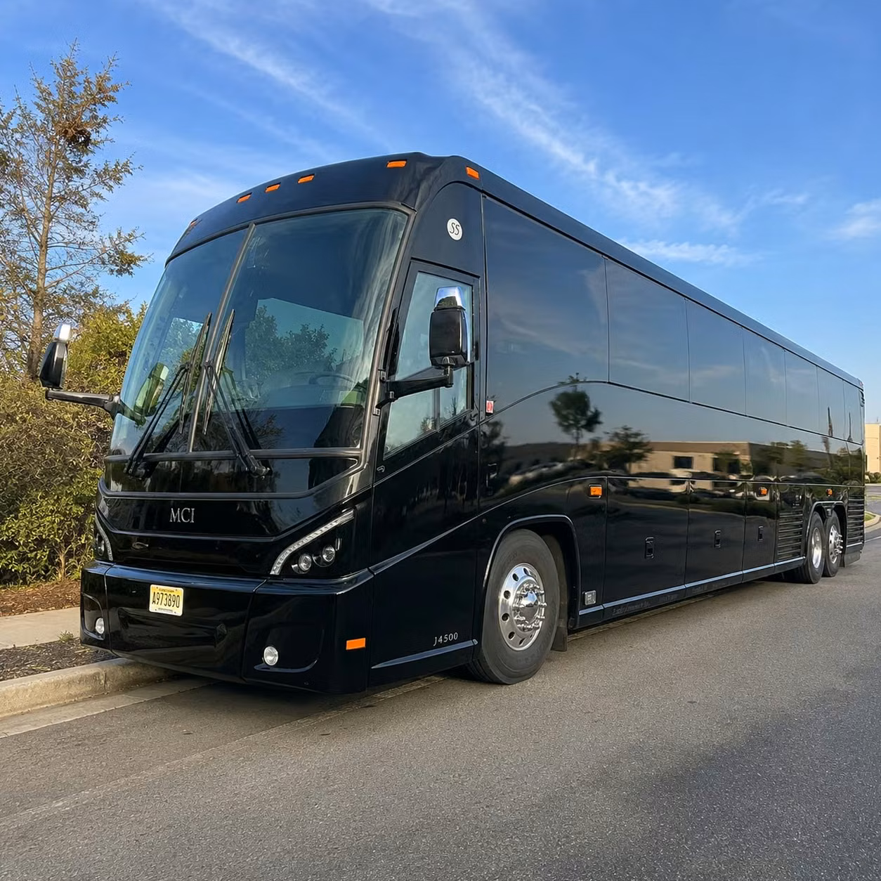 ypsilanti corporate groups book long distance shuttles for multi city business travel