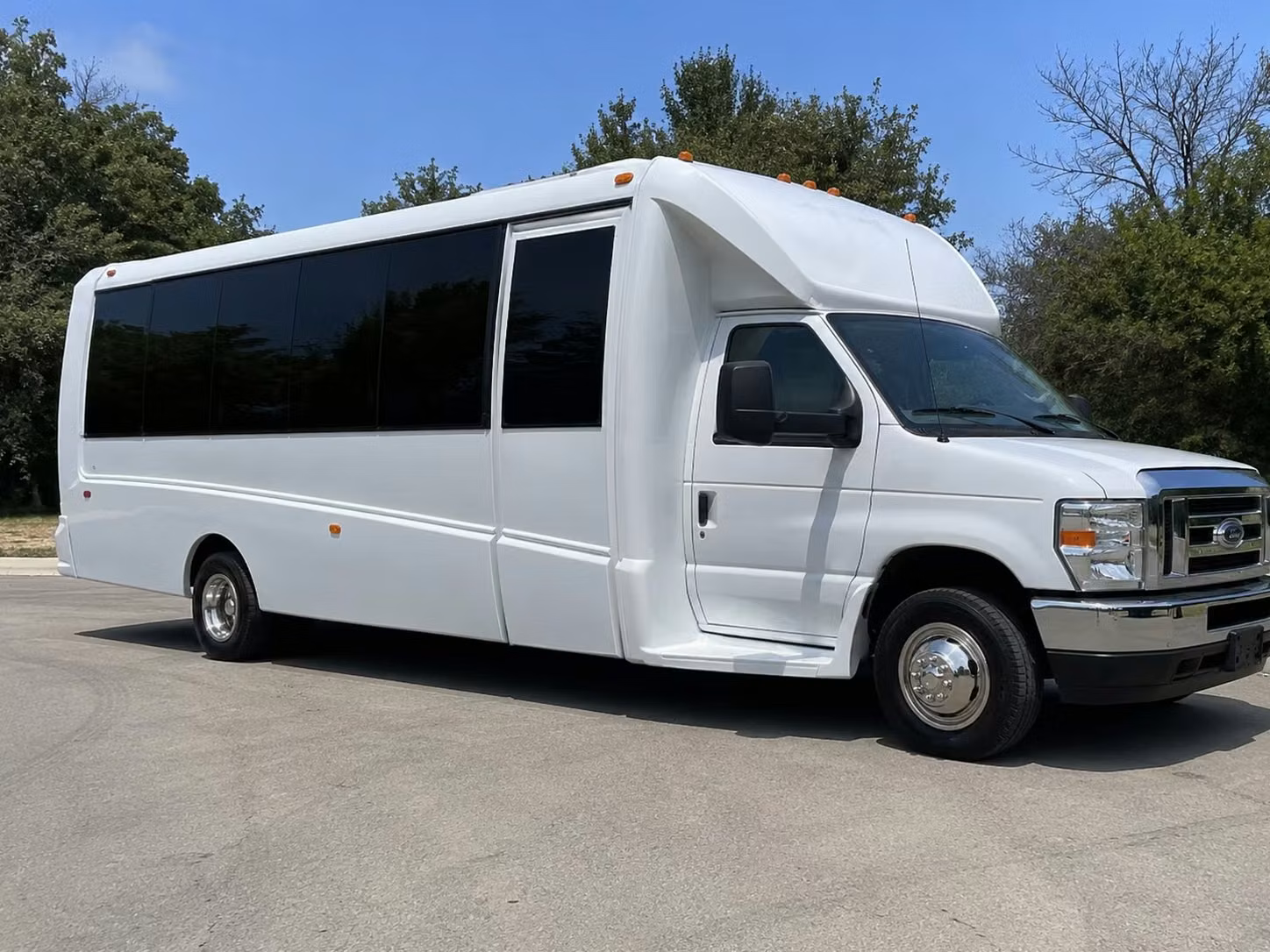 ypsilanti party bus rental