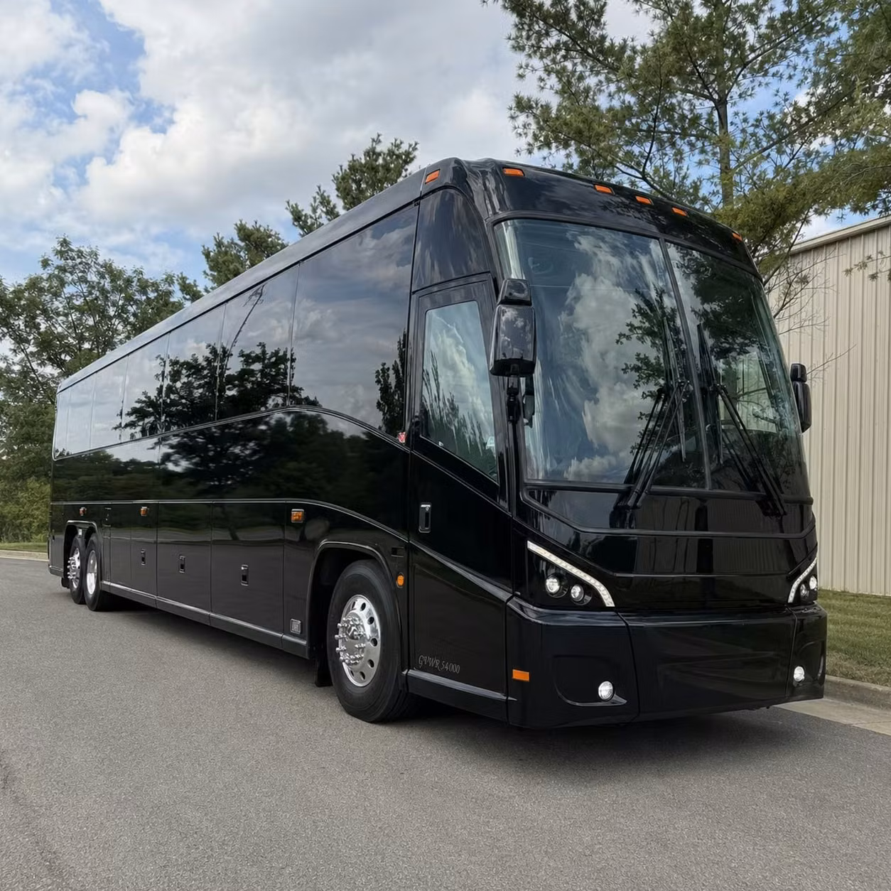 ypsilanti to detroit metro airport long distance group airport transfers made simple