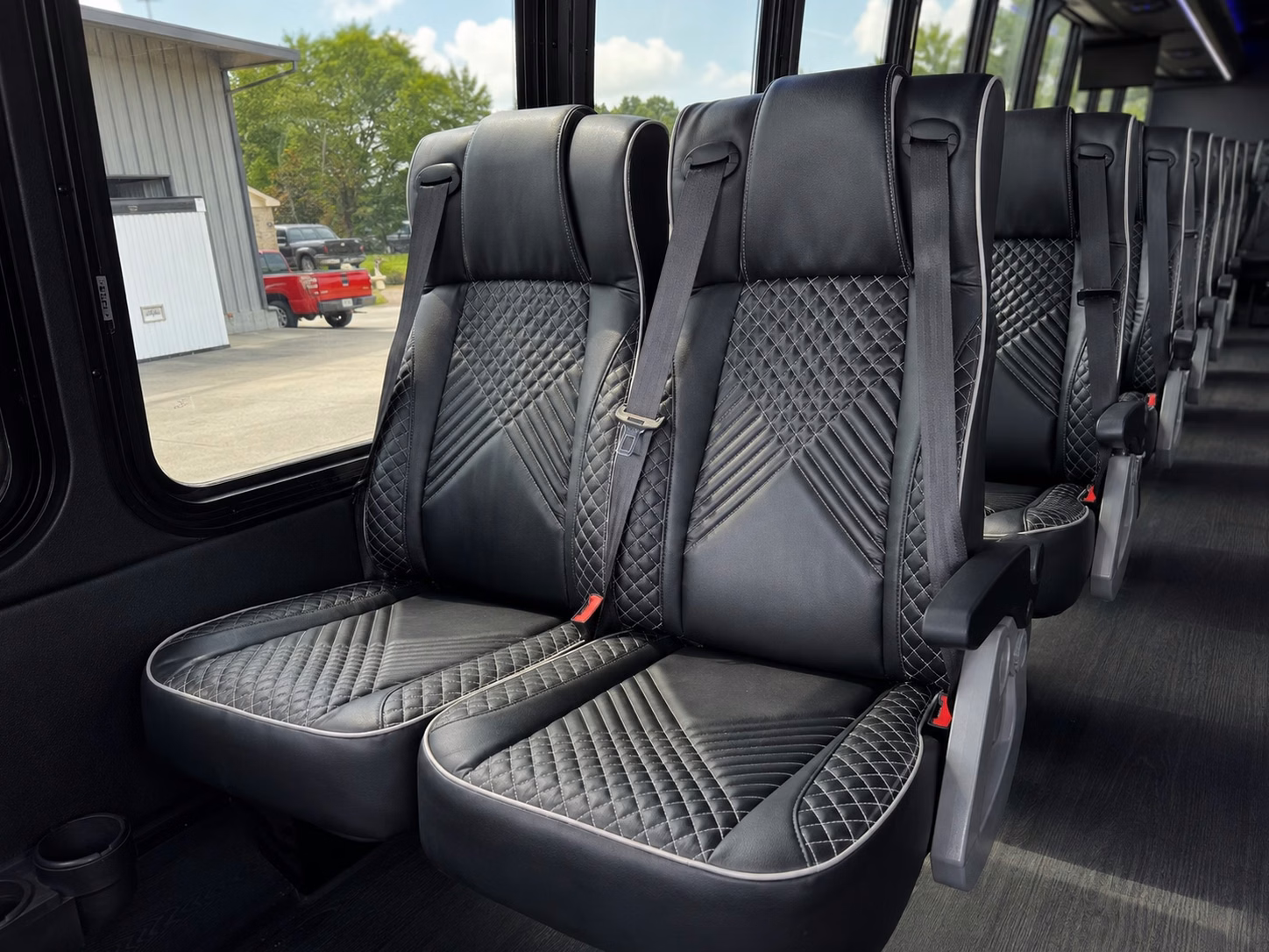 ypsilanti wedding shuttle services bus rentals